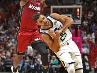 PG国际-科维托娃遭遇二十连败，热火教练面临压力！的简单介绍