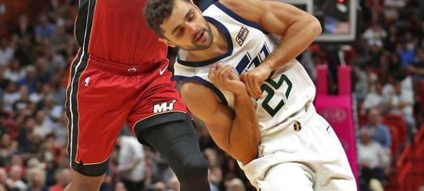 PG国际-科维托娃遭遇二十连败，热火教练面临压力！的简单介绍