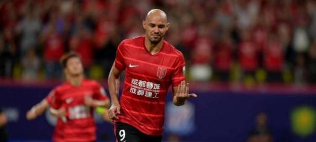 PG国际-包含亚冠赛前再迎强敌，法兰克福临场应变，主帅态度——悬念犹存，赛季目标并未改变的词条